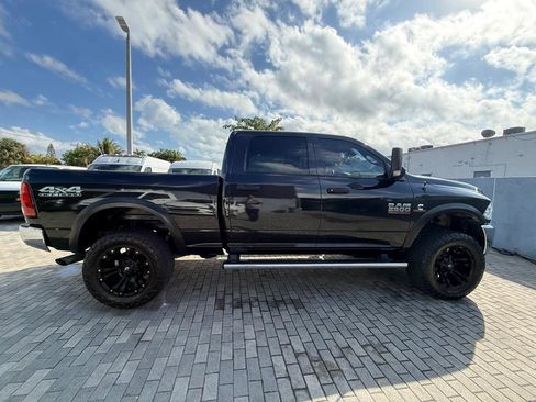 Used 2017 RAM 2500 Tradesman w/ Chrome Appearance Group image 9