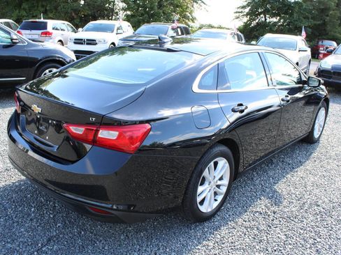 Used 2017 Chevrolet Malibu LT image 7