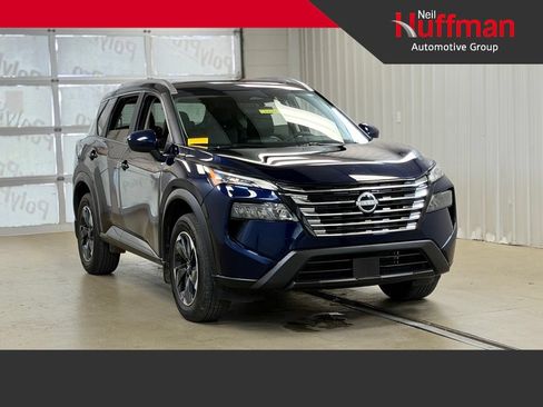 Used 2026 Nissan Rogue SV w/ SV Premium Package AWD/4WD image 1