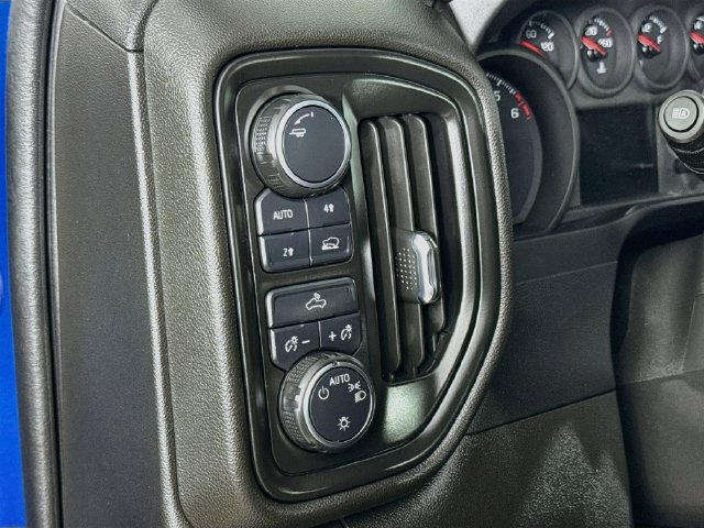 Used 2023 Chevrolet Silverado 1500 Custom AWD/4WD image 13