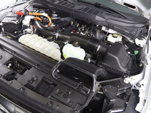 Used 2024 Ford F150 XLT w/ Mobile Office Package AWD/4WD image 18