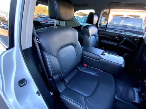 Used 2022 INFINITI QX80 Luxe w/ Cargo Package image 19