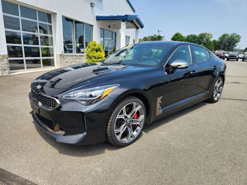 Used 2019 Kia Stinger GT image 5
