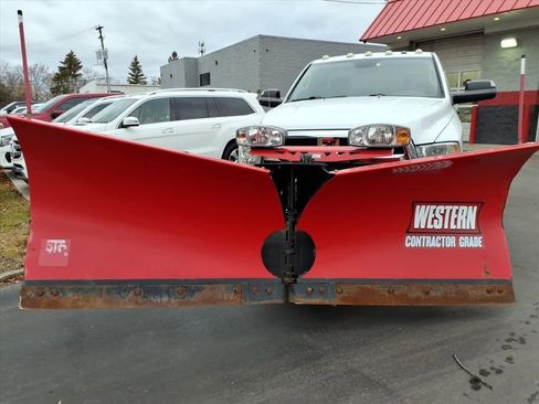 Used 2016 RAM 3500 Tradesman w/ Chrome Appearance Group image 8