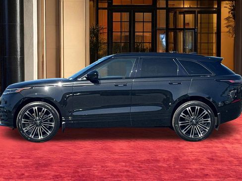 New 2026 Land Rover Range Rover Velar Dynamic SE image 2