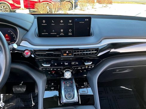 Used 2023 Acura MDX SH-AWD w/ Technology Package image 19