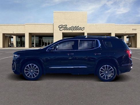 Used 2021 GMC Acadia Denali w/ Denali Technology Package image 8