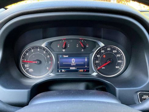 Used 2023 GMC Acadia SLE w/ Driver Convenience Package AWD/4WD image 10