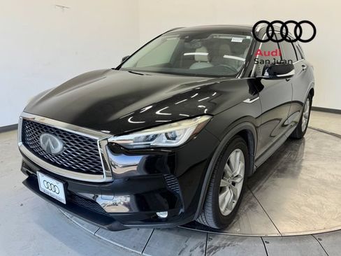 Used 2019 INFINITI QX50 Luxe w/ Navigation Package FWD image 3