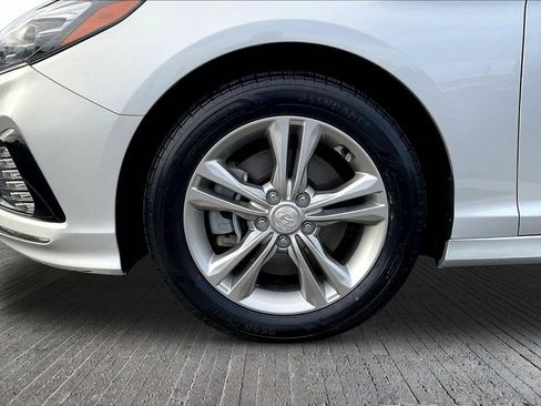 Used 2018 Hyundai Sonata Limited FWD image 33