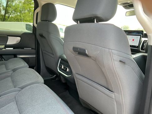 Used 2025 Ford Expedition Active RWD image 26