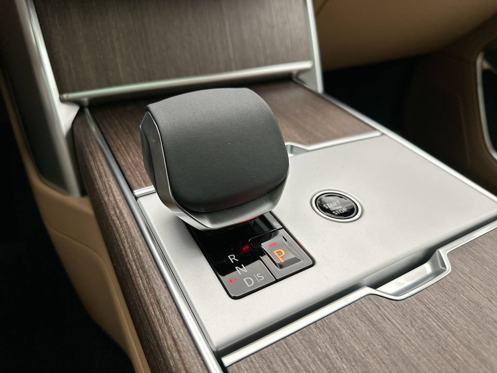 New 2026 Land Rover Range Rover SE AWD/4WD image 12