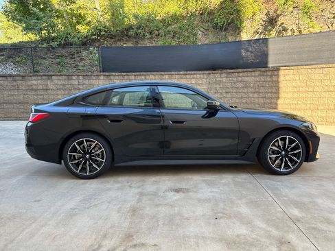 New 2026 BMW 430i xDrive w/ M Sport Package image 7