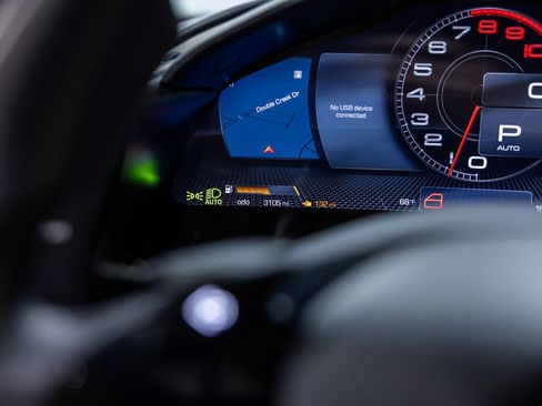 Used 2024 Ferrari Roma image 39