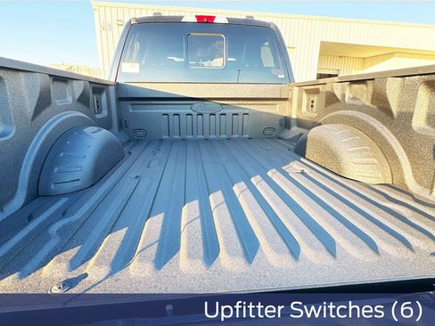 New 2026 Ford F250 Lariat w/ Black Appearance Package image 33