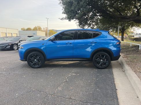 Used 2023 Dodge Hornet GT Plus w/ Tech Pack Plus w/o Parking image 4