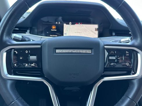Used 2022 Land Rover Range Rover Evoque SE AWD/4WD image 32