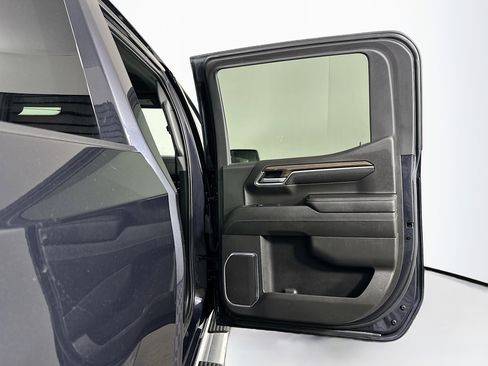 Used 2023 Chevrolet Silverado 1500 LT image 29