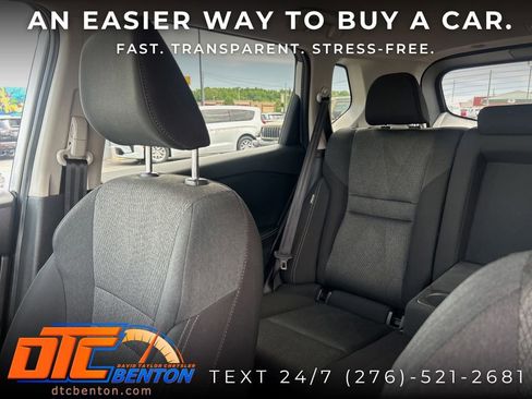 Used 2025 Nissan Rogue SV FWD image 11