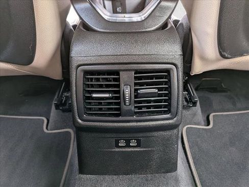 Used 2020 BMW X2 sDrive28i image 18