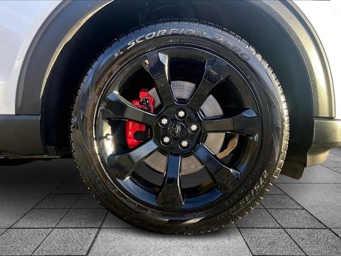 Certified 2022 Ford Explorer ST w/ Equipment Group 401A image 8