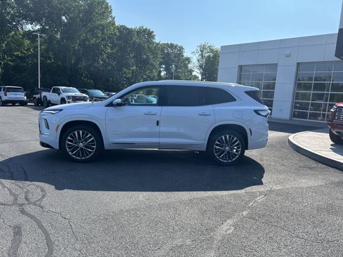 New 2026 Buick Enclave Avenir w/ Super Cruise Package AWD/4WD image 2