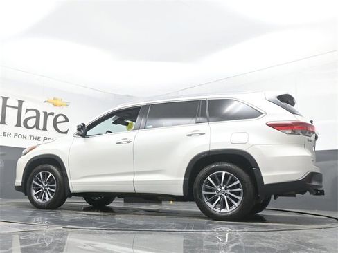 Used 2018 Toyota Highlander XLE image 54