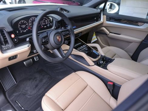 New 2026 Porsche Cayenne S AWD/4WD image 4