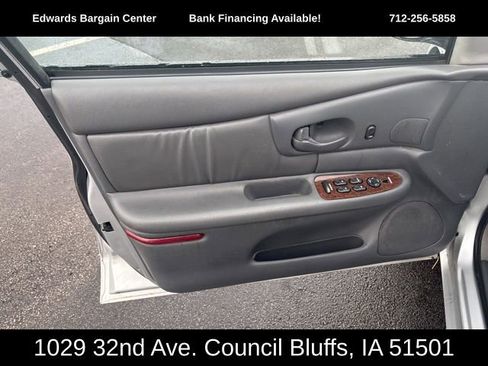 Used 2003 Buick Century Custom image 16