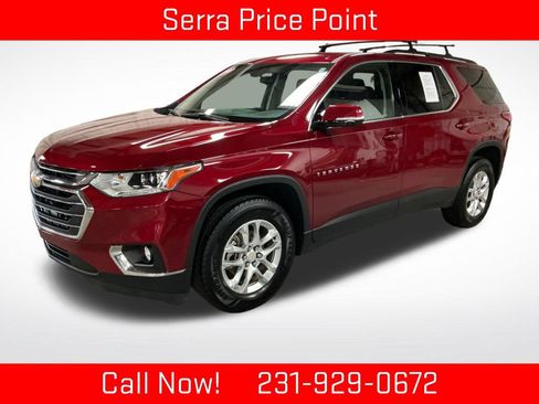 Used 2019 Chevrolet Traverse LT FWD image 1