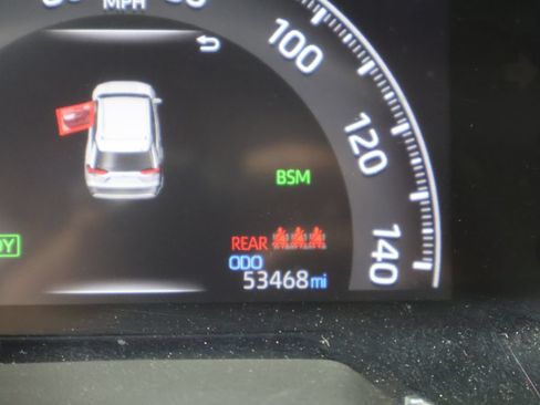 Used 2021 Toyota RAV4 XSE AWD/4WD image 39