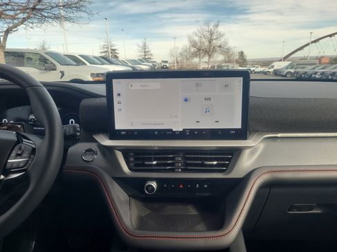 Certified 2025 Ford Explorer ST-Line image 12