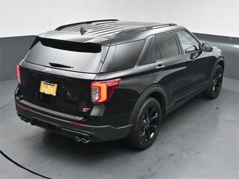 Certified 2021 Ford Explorer ST w/ ST Street Pack image 42