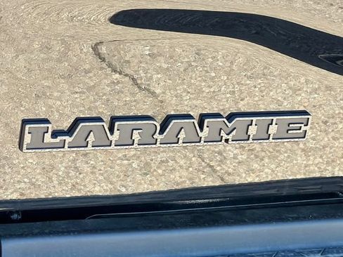Used 2025 RAM 3500 Laramie AWD/4WD image 9