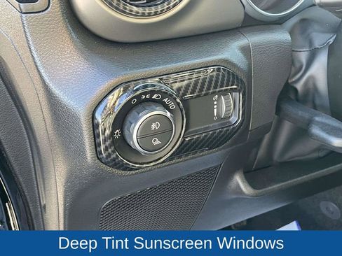 Certified 2023 Jeep Gladiator Sport image 28