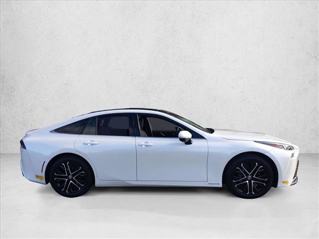 Used 2021 Toyota Mirai RWD image 4