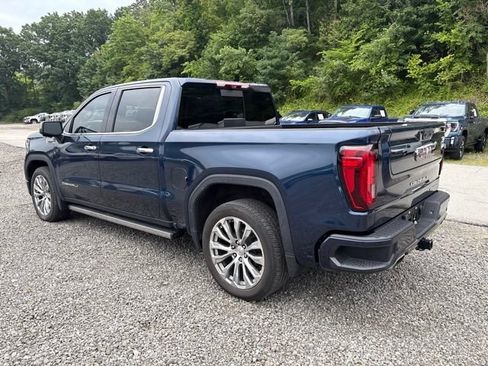 Used 2023 GMC Sierra 1500 Denali w/ Denali Reserve Package AWD/4WD image 3