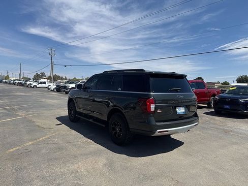 Used 2023 Ford Expedition Timberline image 3