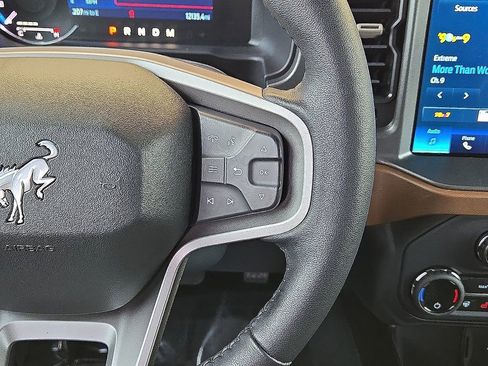 Used 2024 Ford Bronco Outer Banks image 20