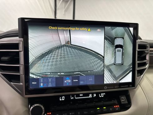 Used 2024 Toyota Sequoia Capstone AWD/4WD image 34