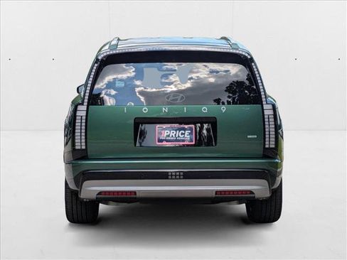 New 2026 Hyundai Ioniq 9 SEL image 8