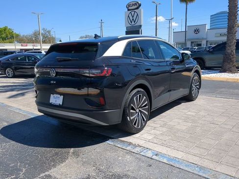 Certified 2023 Volkswagen ID.4 Pro S Plus image 4