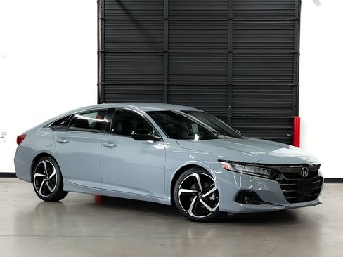 Used 2022 Honda Accord Sport image 7