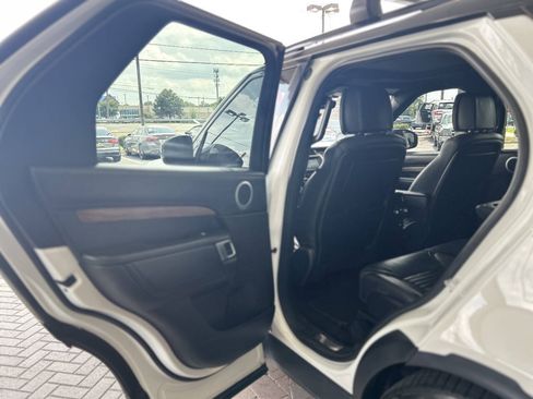 Used 2019 Land Rover Discovery HSE Luxury AWD/4WD image 44