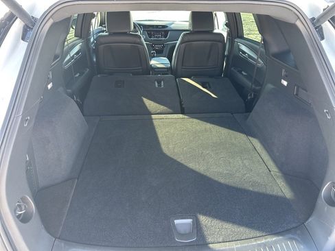 Certified 2025 Cadillac XT5 Luxury image 38