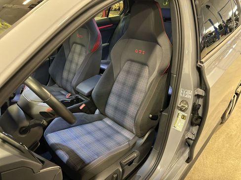 Used 2024 Volkswagen GTI S image 17
