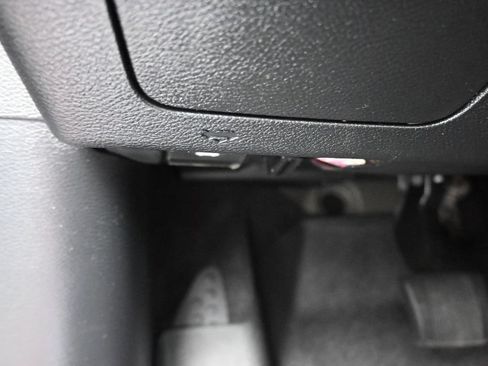 Used 2019 Jeep Cherokee High Altitude AWD/4WD image 30