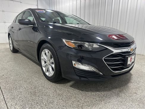 Used 2023 Chevrolet Malibu LT FWD image 3