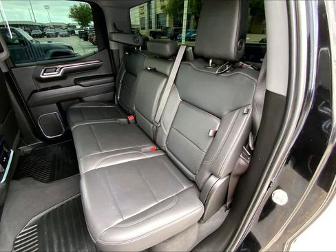 Used 2023 Chevrolet Silverado 1500 LTZ image 19