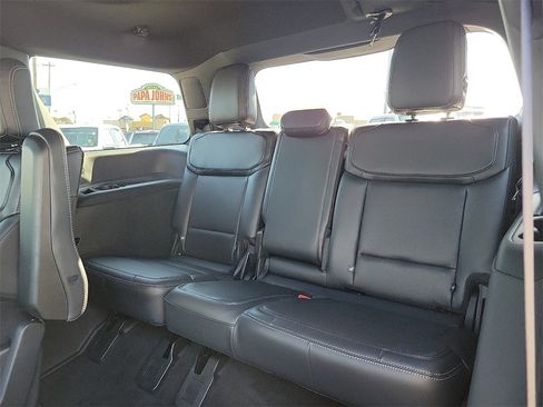 New 2025 Ford Expedition Platinum w/ Stealth Performance Package image 9